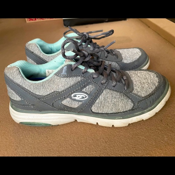 Dr. Scholl’s size 7 worn twice! - Picture 1 of 3